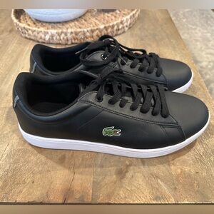 Men’s Lacoste shoes size 10.5 US